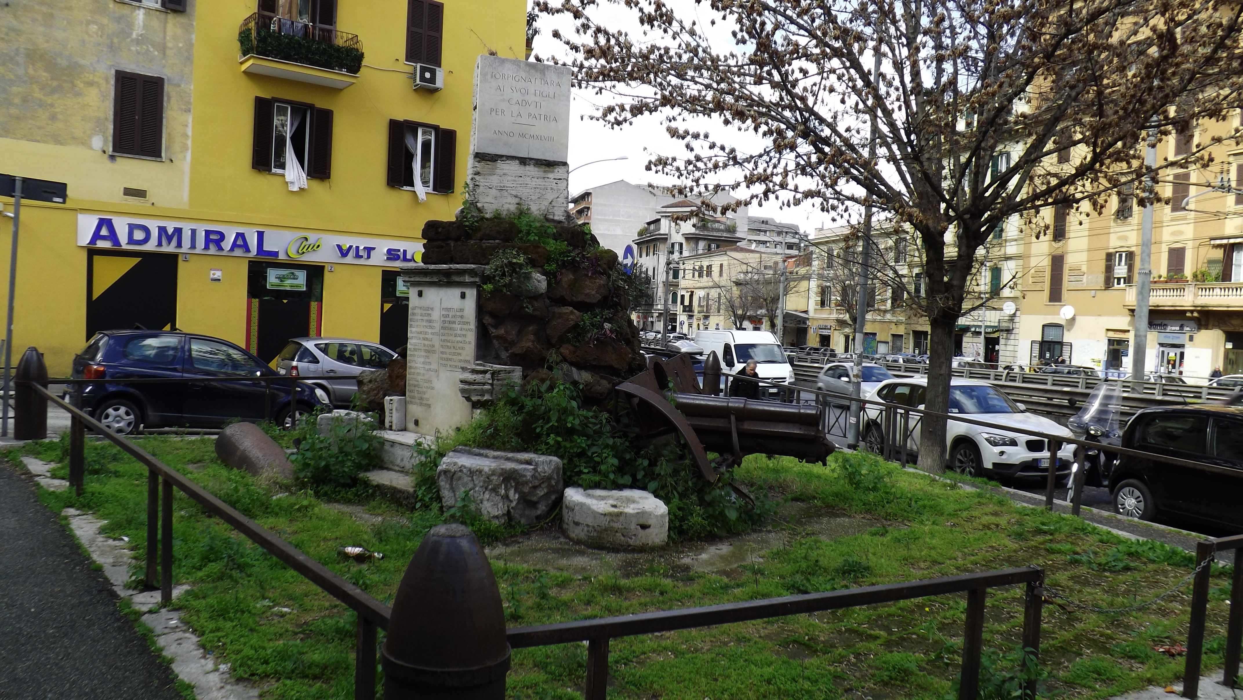 Il Cannone, Monumento ai caduti